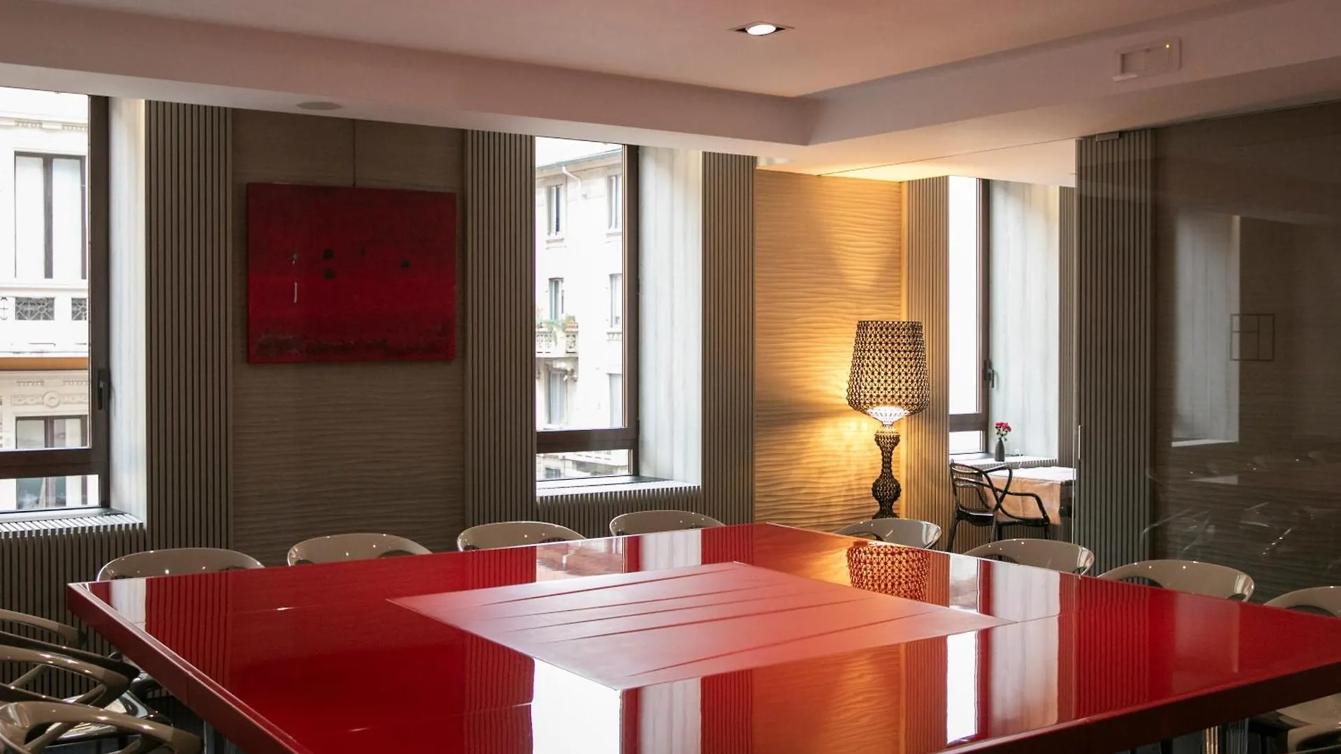 10 Keys Milano Hotel 4*, Milan